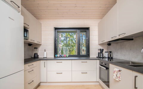 Sjöboda Hill: Holz, Küche, Countertop, Interior Design, Flooring, Cabinetry, Zuhause, Fussboden, Decke, Küchengerät