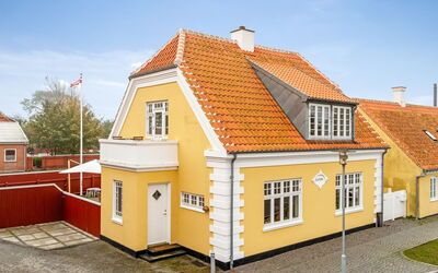 Alexi - 500M from the Sea