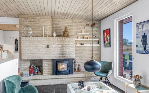 Iara - 500M from the Sea: Interior Design, Wand, Möbel, Flooring, Holz, Fussboden, Decke, Zimmer, Wohnzimmer, Backstein