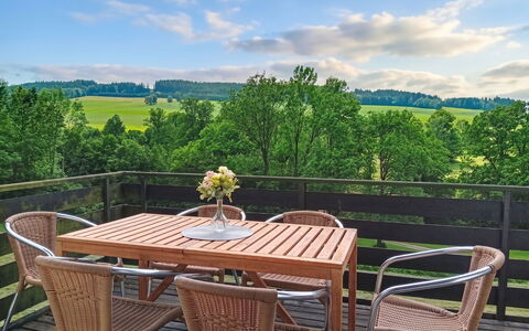 Green Valley Park Stárkov 5: Möbel, Gartenmöbel, Stuhl, Tabelle, Tisch Im Freien, Küche & Esszimmer Tisch, Hartholz, Garten, Schatten, Holzbeize