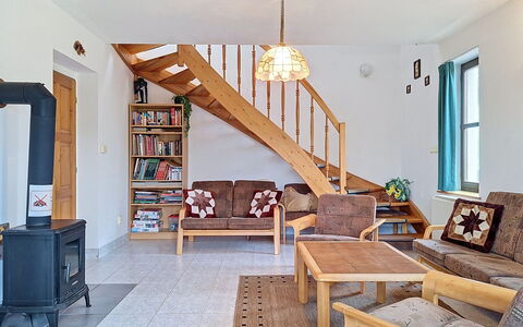 Green Valley Park Stárkov 7: Möbel, Flooring, Interior Design, Fussboden, Wand, Holz, Decke, Zimmer, Couch, Wohnzimmer