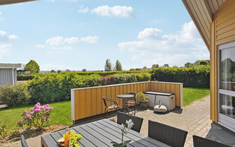 Halla - 250M from the Sea: Zuhause, Grundstueck, Dach, Garten, Schatten, Gartenmöbel, Rasen, Landscaping, Garten, Stuhl