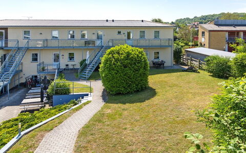 Franca - 75M from the Sea: Haus, Zuhause, Dach, Hütte, Estate, Landscaping, Gartenbauten, Abstellgleis, Bauernhaus