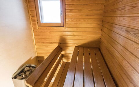 Papula: Möbel, Interior Design, Flooring, Fussboden, Tabelle, Decke, Küche & Esszimmer Tisch, Beleuchtung, Stuhl, Zuhause