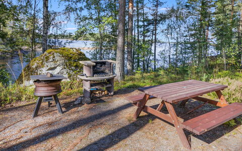 Papula: Möbel, Interior Design, Flooring, Fussboden, Tabelle, Decke, Küche & Esszimmer Tisch, Beleuchtung, Stuhl, Zuhause