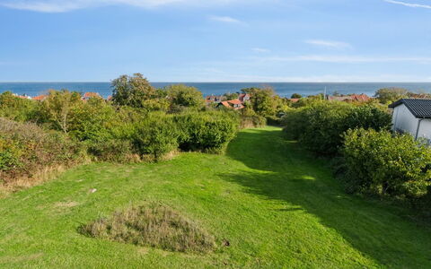 Veli - 300M from the Sea: Holz, Zuhause, Veranda, Deck, Hartholz, Dach, Holzbeize, Holzboden, Eco Hotel