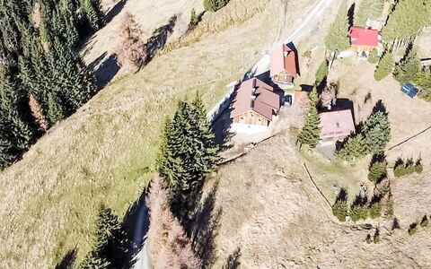 Heregger Hütte: Pflanze, Steigung, Landschaft, Gras, Urban Design, Strasse, Boden, Baum, Vogelperspektive, Dach