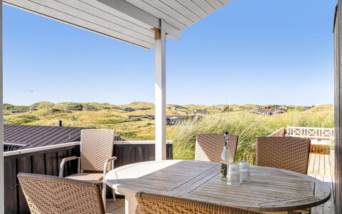 Naema - 400M from the Sea: Schwimmbad, Gartenmöbel, Möbel, Resort, Flagstone, Eco Hotel, Schatten, Stuhl, Freizeit, Estate