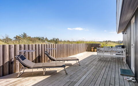 Naema - 400M from the Sea: Schwimmbad, Gartenmöbel, Möbel, Resort, Flagstone, Eco Hotel, Schatten, Stuhl, Freizeit, Estate