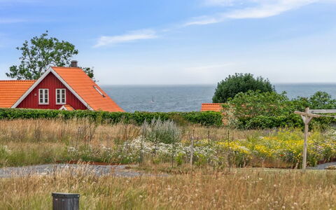 Pontus - 500M from the Sea: Haus, Zuhause, Dach, Hütte, Estate, Landscaping, Gartenbauten, Abstellgleis, Bauernhaus