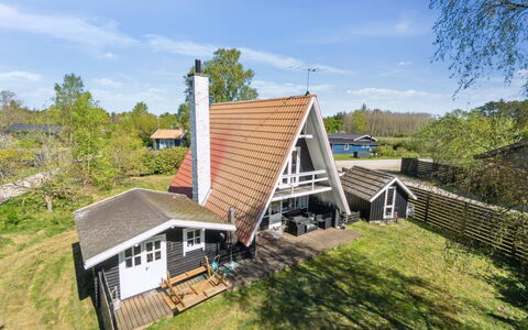 Edgar - 300M from the Sea: Zuhause, Dach, Haus, Hütte, Estate, Bauernhaus, Abstellgleis, Veranda