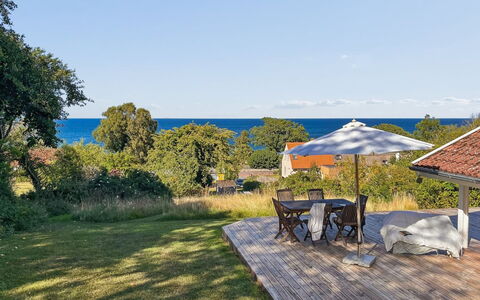 Ågot - 350M from the Sea: Himmel, Blau, Sonnenlicht, Schatten, Hütte, Eco Hotel, Landscaping, Tropen