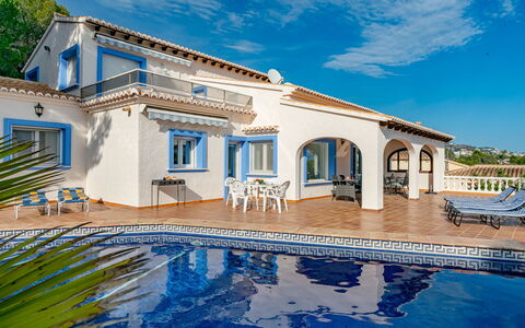 Gavrena: Blau, Zuhause, Estate, Resort, Villa, Villa, Design, Hotel, Schwimmbad, Balkon