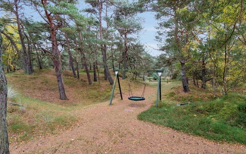 Amaru - 500M from the Sea: Gebirge, Senke, Bergdorf, Ferienort
