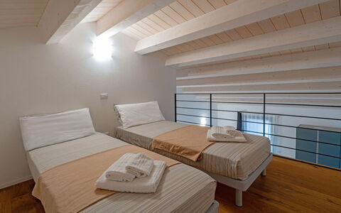 Relais Tenuta Santori: Möbel, Eigentum, Gebäude, Komfort, Holz, Haus, Interior Design, Textil, Schatten, Bett