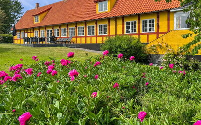 Garbine - 1.5Km from the Sea
