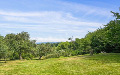 Garbine - 1.5Km from the Sea