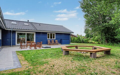 Rajna - 250M from the Sea: Wohnung, Eigentumswohnung, Estate, Balkon, Villa, Hotel