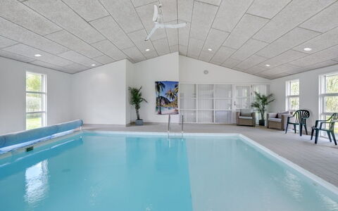 Frederikka - 1.9Km from the Sea: Flooring, Decke, Fussboden, Interior Design, Schwimmbad, Resort, Stuhl, Design, Fliese, Hotel