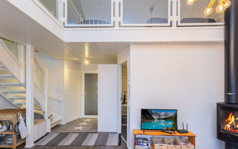 Velhotar 1 a 1: Möbel, Interior Design, Flooring, Fussboden, Tabelle, Decke, Küche & Esszimmer Tisch, Beleuchtung, Stuhl, Zuhause