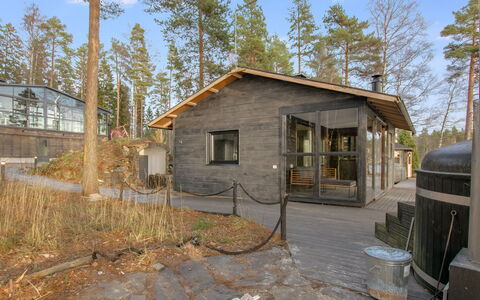Villa Milla: Möbel, Interior Design, Flooring, Fussboden, Tabelle, Decke, Küche & Esszimmer Tisch, Beleuchtung, Stuhl, Zuhause