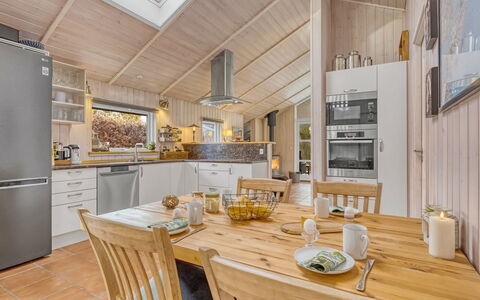 Wyanet - 600M from the Sea: Wohnung, Eigentumswohnung, Estate, Balkon, Villa, Hotel