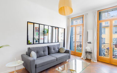 Lafayette: Pflanze, Himmel, Wolke, Gebäude, Fenster, Grundstueck, Interior Design, Urban Design, Wohngebiet
