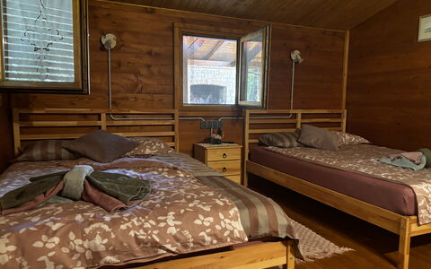 Casa Robinson Nature, Wifi, Istria, Croazia: Möbel, Holz, Fussboden, Flooring, Schlafzimmer, Interior Design, Bett, Zimmer, Decke, Zuhause