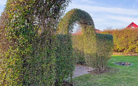 Annvy - 1Km from the Sea: Wohnung, Eigentumswohnung, Estate, Balkon, Villa, Hotel