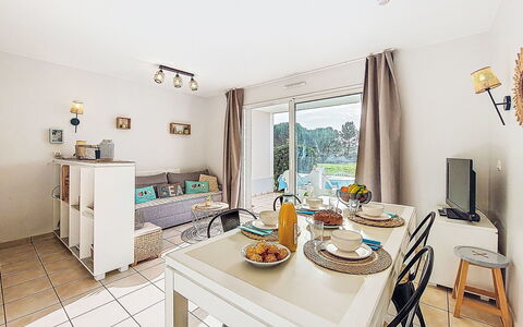 Ocean for Ever: Möbel, Zuhause, Wohnung, Stuhl, Balkon, Küche & Esszimmer Tisch, Gartenmöbel, Zimmerpflanze, Resort