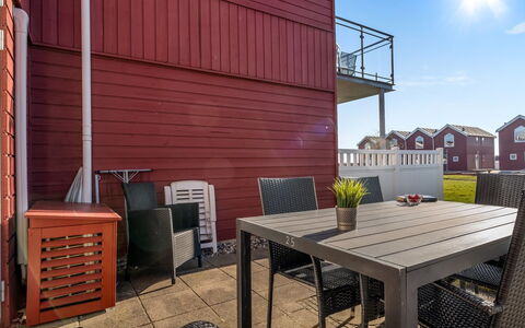 Arton - from the Sea: Verbundwerkstoff, Wohnung, Holzbeize, Hartholz, Schatten, Planke, Gartenmöbel, Garten, Stuhl, Balkon
