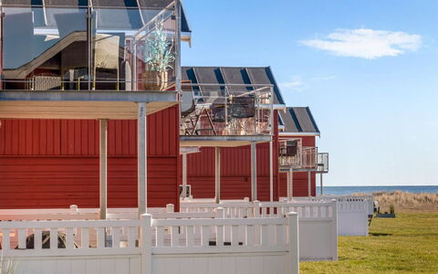 Arton - from the Sea: Abstellgleis, Schatten, Balkon, Daylighting