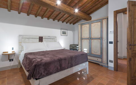 La Capanna, Borgo Campassini, Monteriggioni: Interior Design, Möbel, Flooring, Decke, Schlafzimmer, Fussboden, Zimmer, Zuhause, Wohnung, Bett