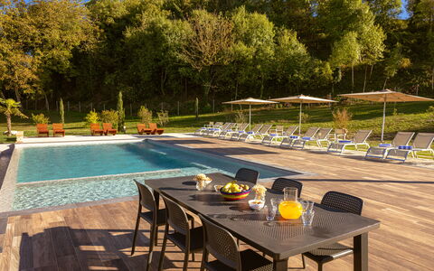 Le Torri, Borgo Campassini, Monteriggioni: Schwimmbad, Gartenmöbel, Möbel, Resort, Stuhl, Tabelle, Eco Hotel, Tisch Im Freien, Garten, Schatten