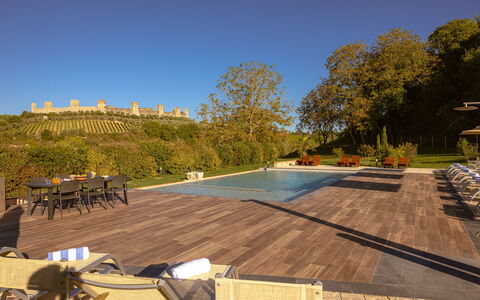 Il Borgo, Borgo Campassini, Monteriggioni: Möbel, Gartenmöbel, Garten, Stuhl, Tisch Im Freien, Eco Hotel, Schatten, Schwimmbad, Sonnenliege, Landscaping