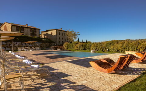 Il Borgo, Borgo Campassini, Monteriggioni: Zuhause, Schwimmbad, Gartenmöbel, Resort, Estate, Villa, Bauernhaus, Sonnenliege, Eco Hotel, Hazienda