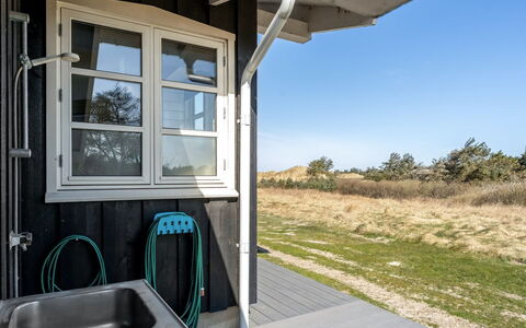 Djuna - 550M from the Sea: Gebirge, Senke, Bergdorf, Ferienort
