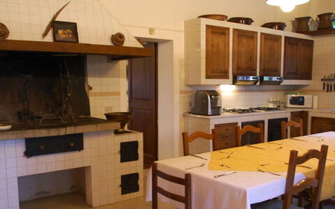 Villa del Lago: Möbel, Flooring, Interior Design, Holz, Fussboden, Küche, Decke, Zimmer, Küche & Esszimmer Tisch, Stuhl