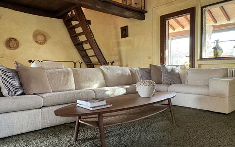 Poggio Aperto: Möbel, Interior Design, Holz, Flooring, Couch, Fussboden, Wohnzimmer, Zuhause, Tabelle