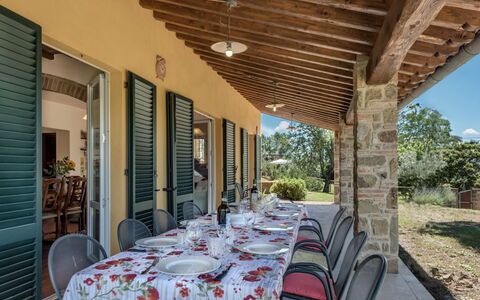 Bellaria: Zuhause, Tür, Gartenmöbel, Hütte, Veranda, Estate, Stuhl, Küche & Esszimmer Tisch, Schatten, Bauernhaus
