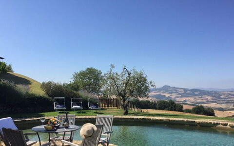 Case Belle: Schwimmbad, Landschaft, Landscaping, Water Feature, Rasen, Teich, Eco Hotel, Resort, Gartenmöbel, Villa