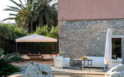 Villa dello Zingaro: Möbel, Schatten, Gartenmöbel, Stuhl, Blumentopf, Resort, Eco Hotel, Garten, Flagstone, Landscaping