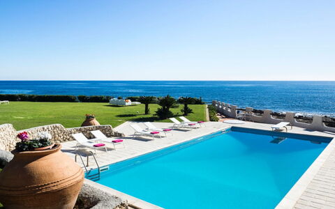Villa Luna Blu: Blau, Meer, Schwimmbad, Freizeit, Gartenmöbel, Ozean, Resort, Küste, Urlaub, Tropen