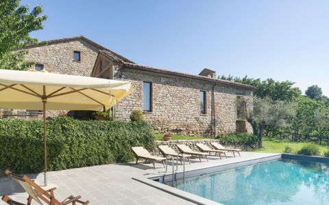 Villa Savino: Schwimmbad, Estate, Gartenmöbel, Hütte, Garten, Villa, Bauernhaus, Hinterhof, Landscaping, Hazienda