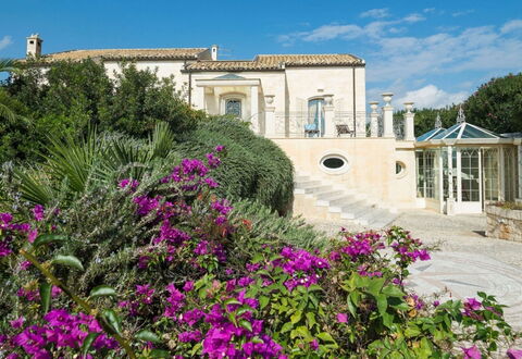 Villa del Drago: Strauch, Garten, Estate, Landscaping, Villa, Hazienda, Villa, Botanischer Garten, Garten, Auffahrt