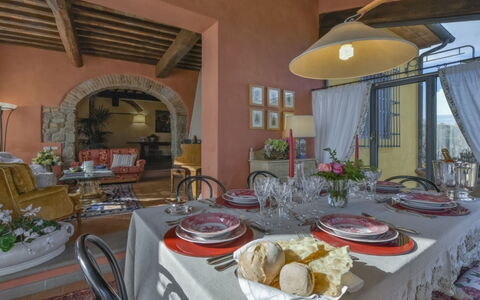 Villa Lucente: Möbel, Interior Design, Wand, Stuhl, Tabelle, Esszimmer, Küche & Esszimmer Tisch, Flooring, Zimmer, Beleuchtung
