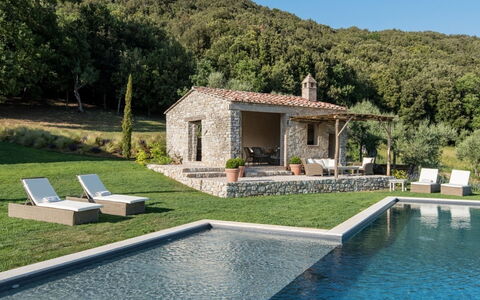 Villa Piuma: Zuhause, Hütte, Tür, Bauernhaus, Estate, Garten, Landscaping, Schwimmbad, Hinterhof, Villa