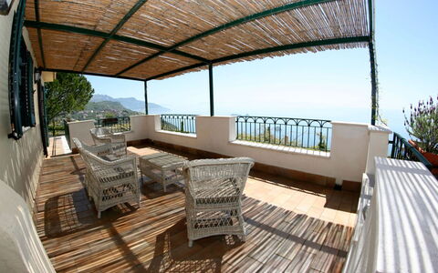 Villa Sant'Agata: Möbel, Gartenmöbel, Veranda, Tabelle, Stuhl, Balkon, Tisch Im Freien, Schatten, Deck, Zaun