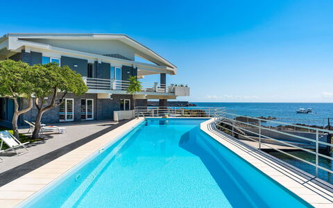 Villa del Faro