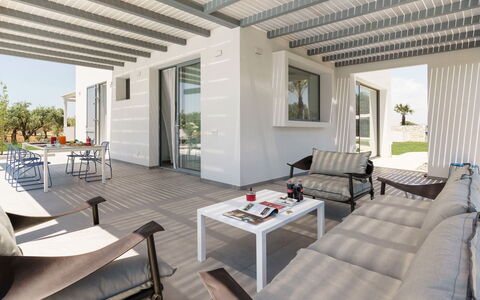 Villa Marzamemi: Zuhause, Die Architektur, Möbel, Wohnung, Stuhl, Schatten, Gartenmöbel, Estate, Balkon, Küche & Esszimmer Tisch